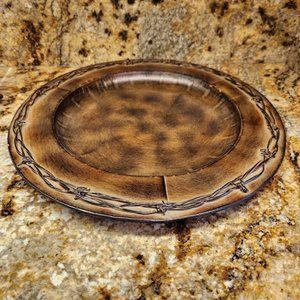 NWT- HiEnd Accents Round Barbwire Iron Tray, 14"